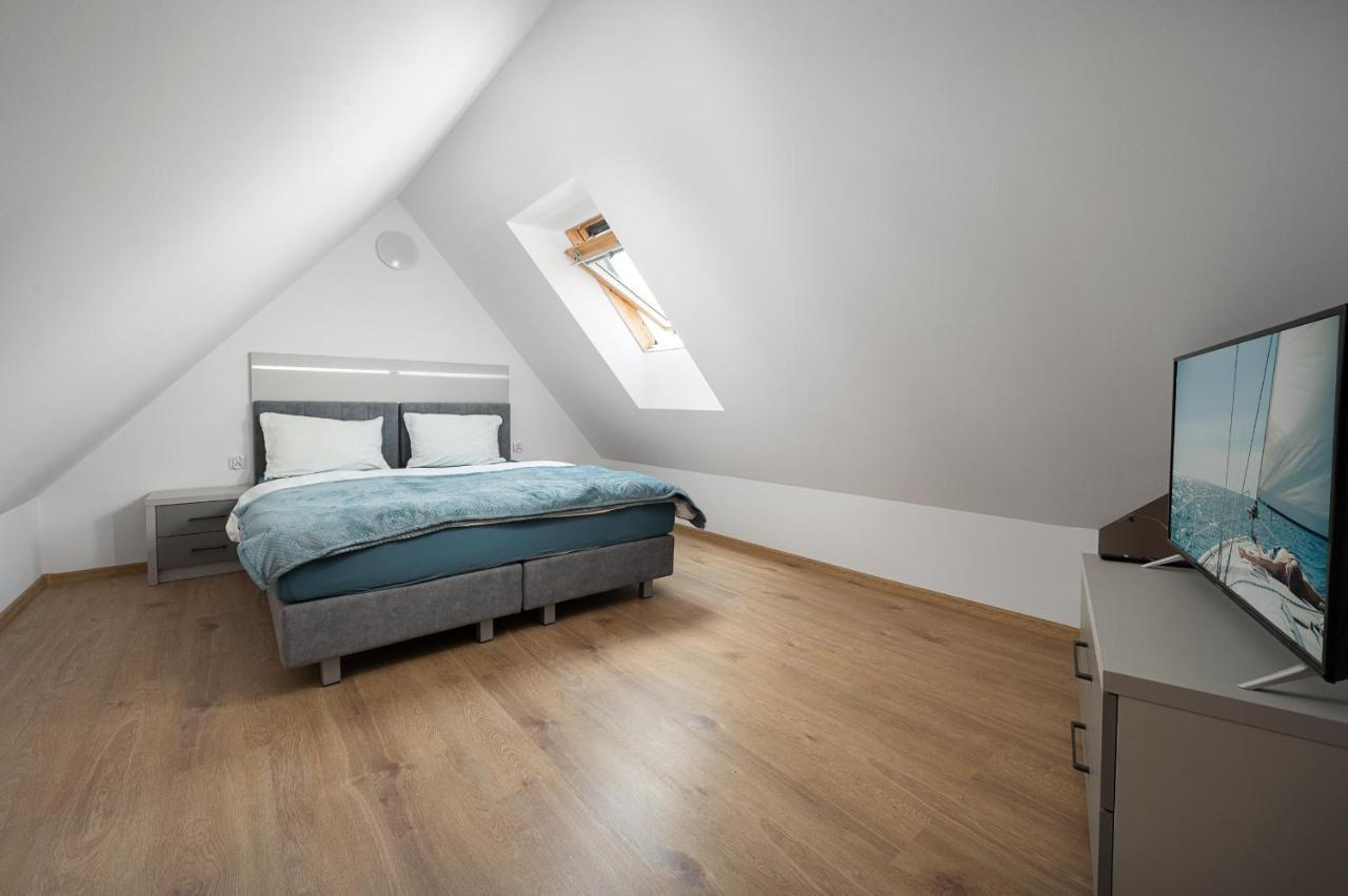 Róża Bałtyku - Apartamenty i Pokoje Dębki Exterior foto