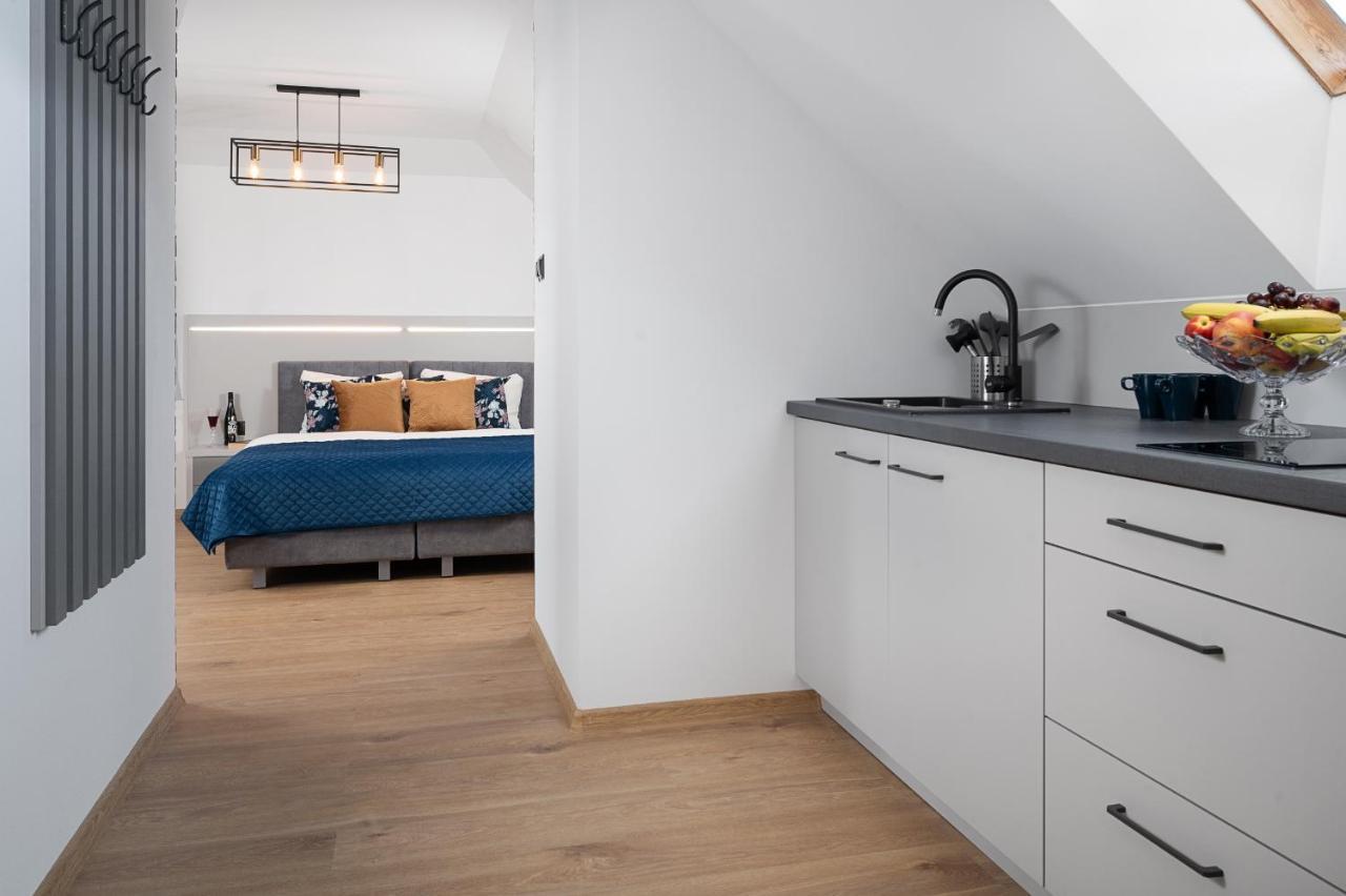 Róża Bałtyku - Apartamenty i Pokoje Dębki Exterior foto